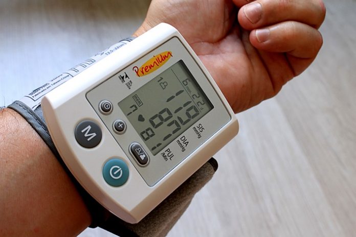 blood pressure check in watch