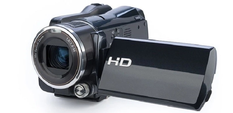 Key Considerations on Choosing a Video Camera 