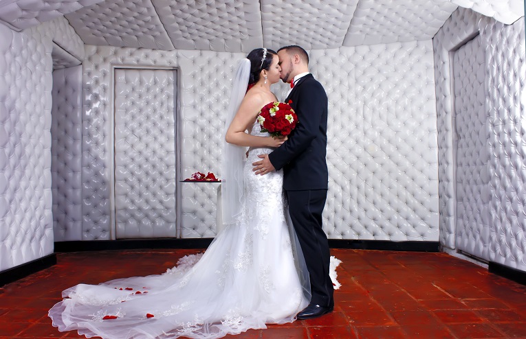 Wedding photography poses