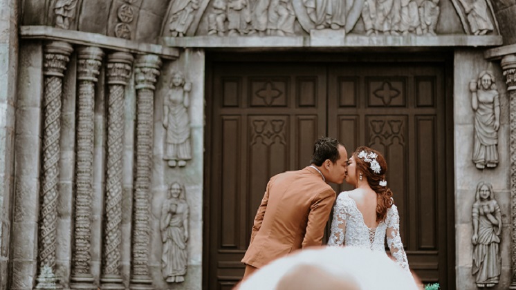 Wedding photography description